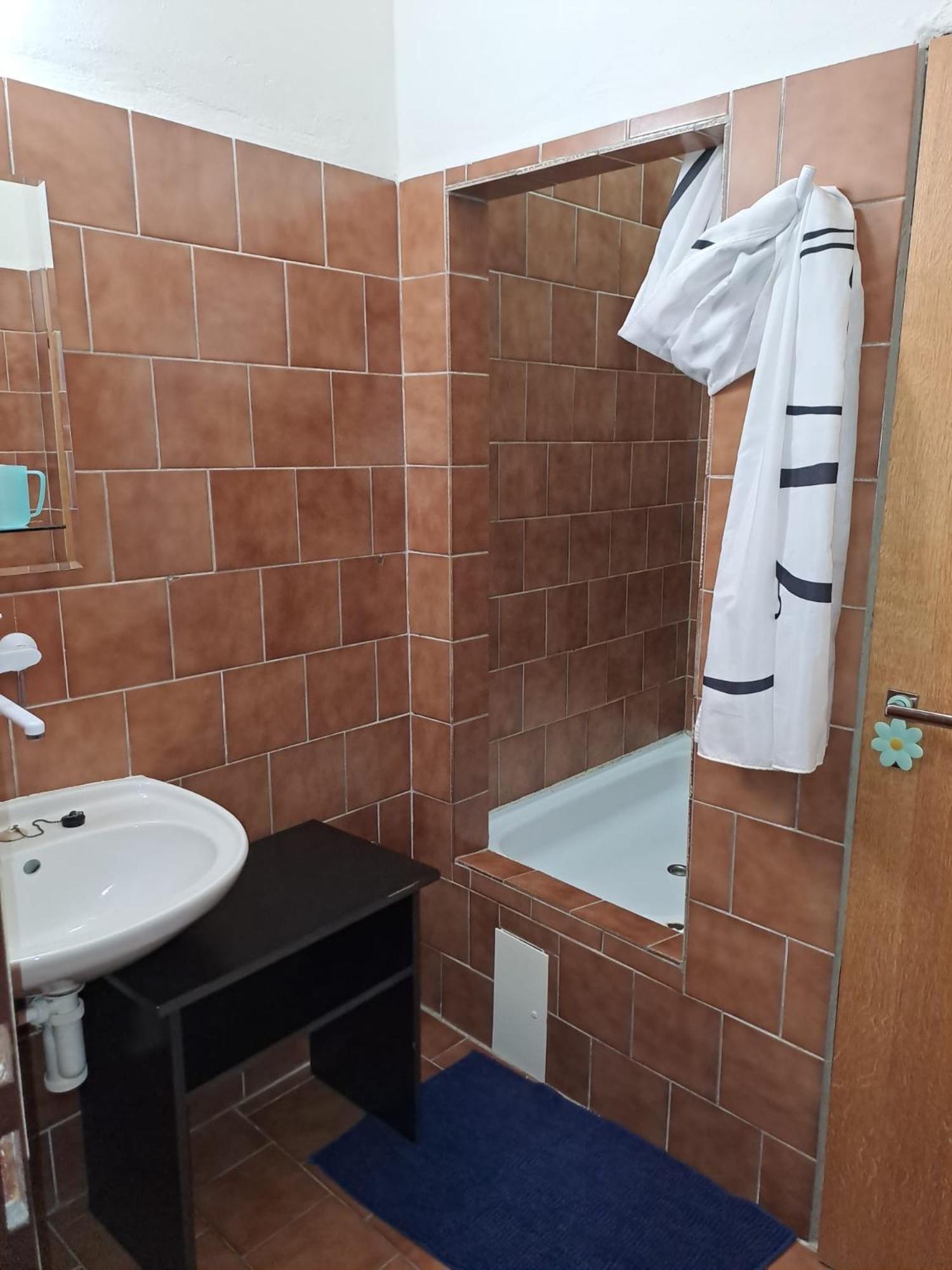 Hotel Kamenny Vrch Chomutov Kültér fotó