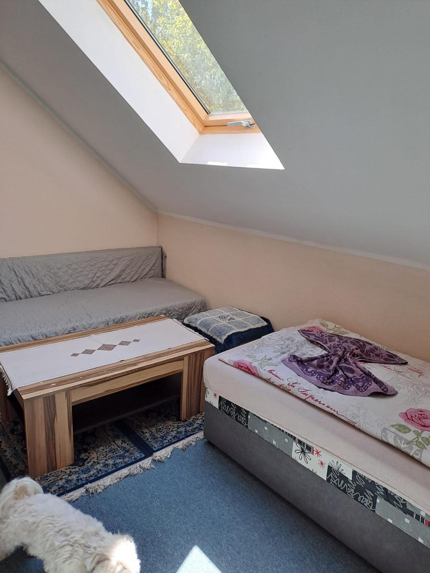 Hotel Kamenny Vrch Chomutov Kültér fotó