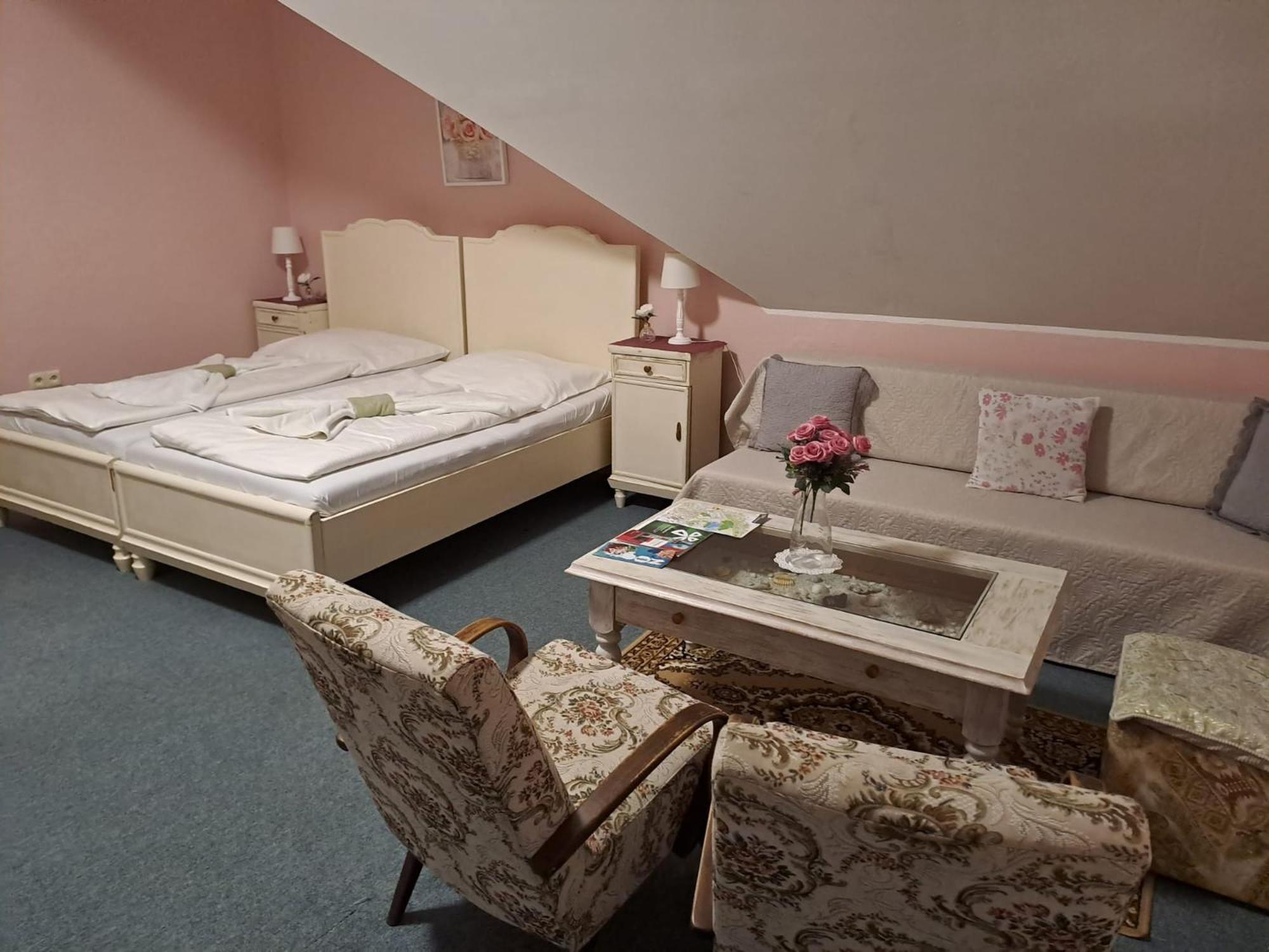 Hotel Kamenny Vrch Chomutov Szoba fotó